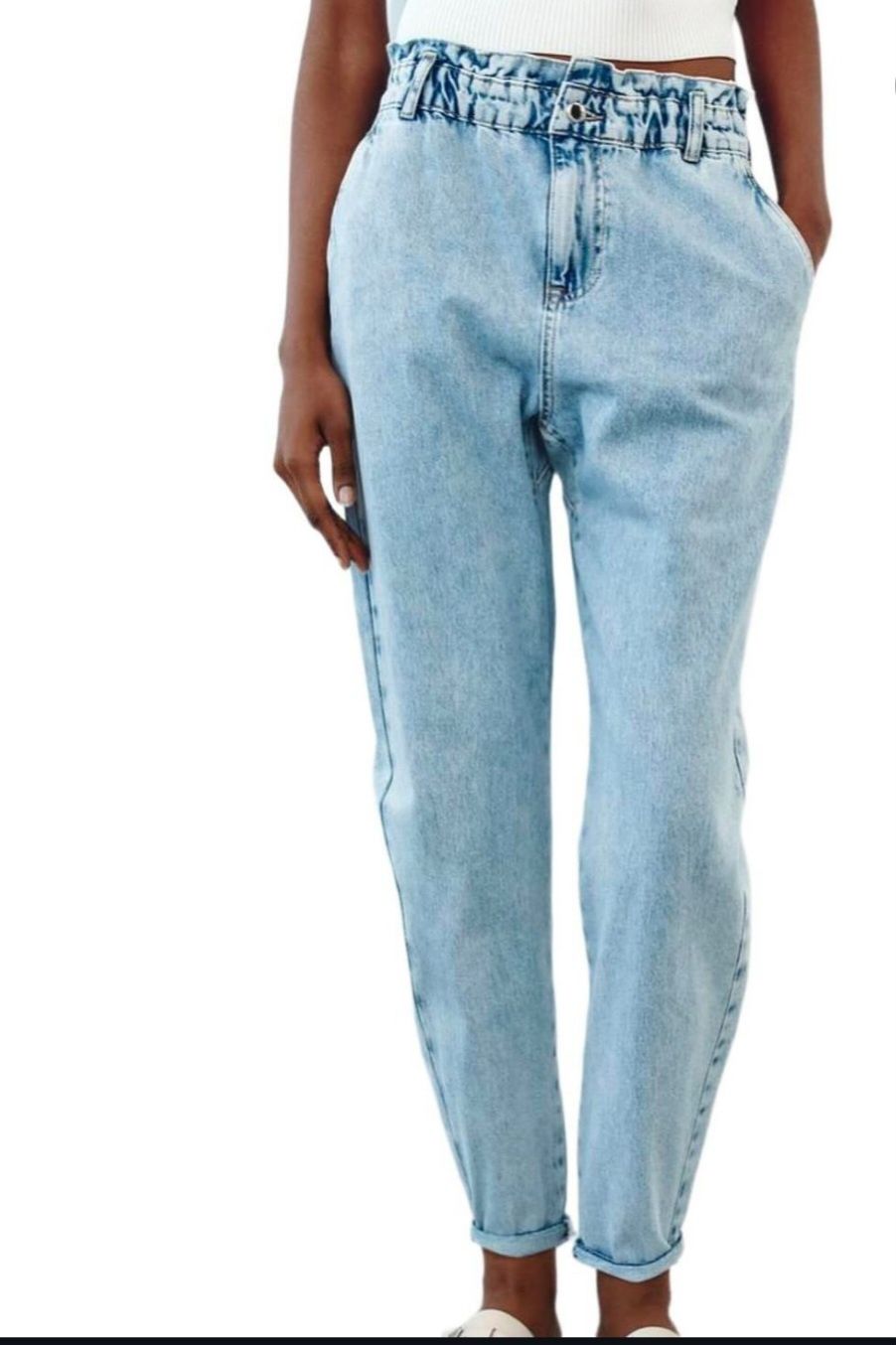 Vând Blugi Zara moms Jeans talie elastic Damă