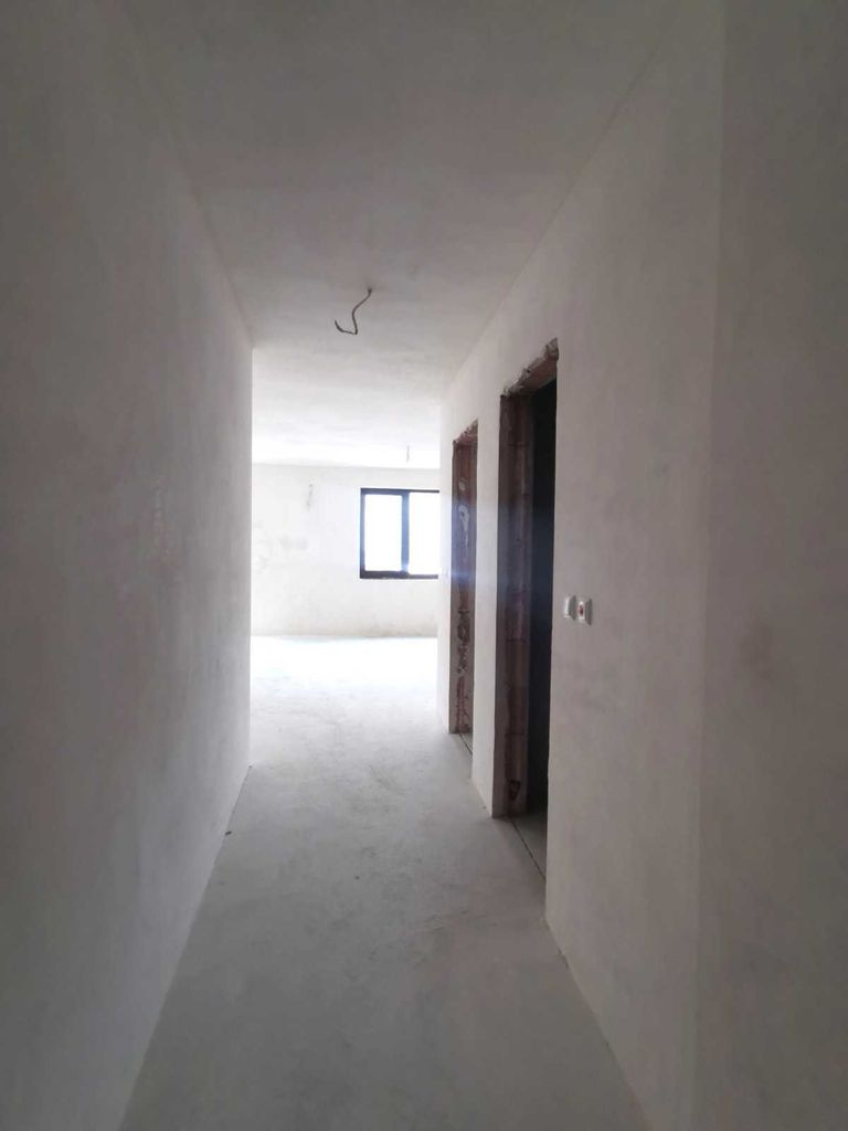 Продава се Двустаен апартамент в Русе, Широк център - 74 кв.м за 1300 €/кв.м - Снимка #5