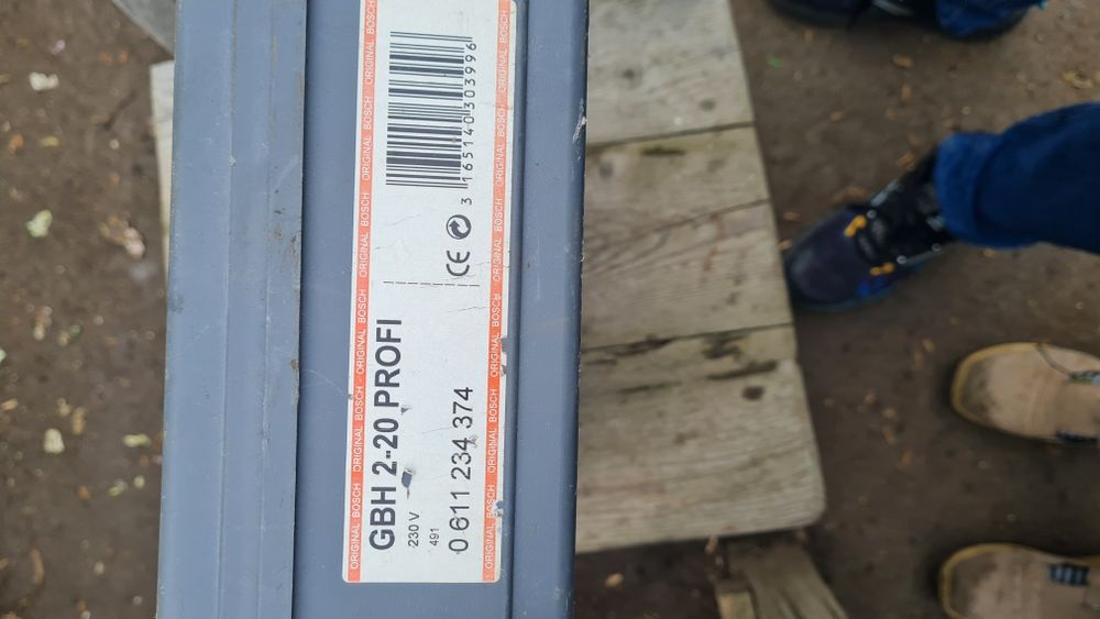 Vând polidisc și bormasina bosch
