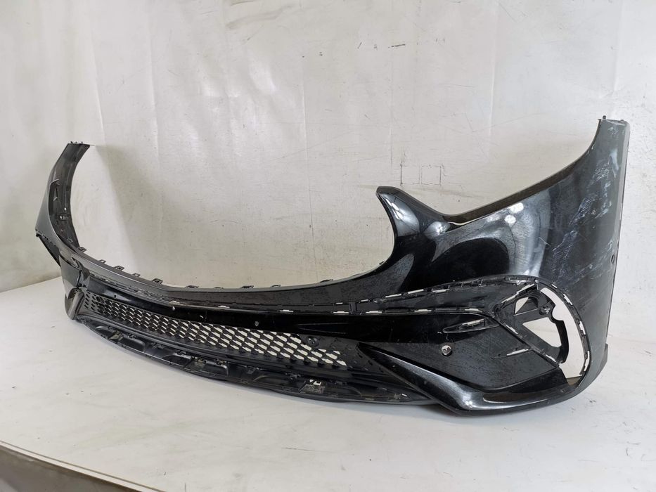 Предна броня Мерцедес-Бенц ГЛЦ / Mercedes-Benz GLC Оригинална, в добро