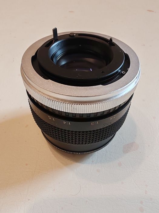 Dublor Vivitar cu macro pe montura Canon FD