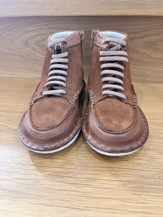 Ботуши Clarks естествена кожа