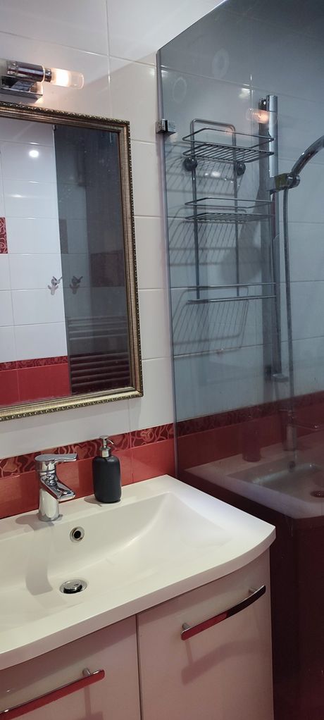 Дава се под наем Тристаен апартамент в София, Редута - 96 кв.м за 1550 € - Снимка #1