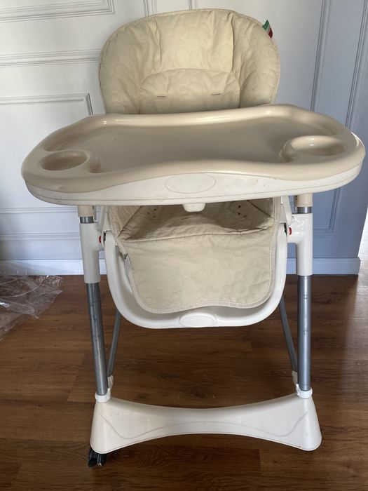 Детский стульчик для кормления