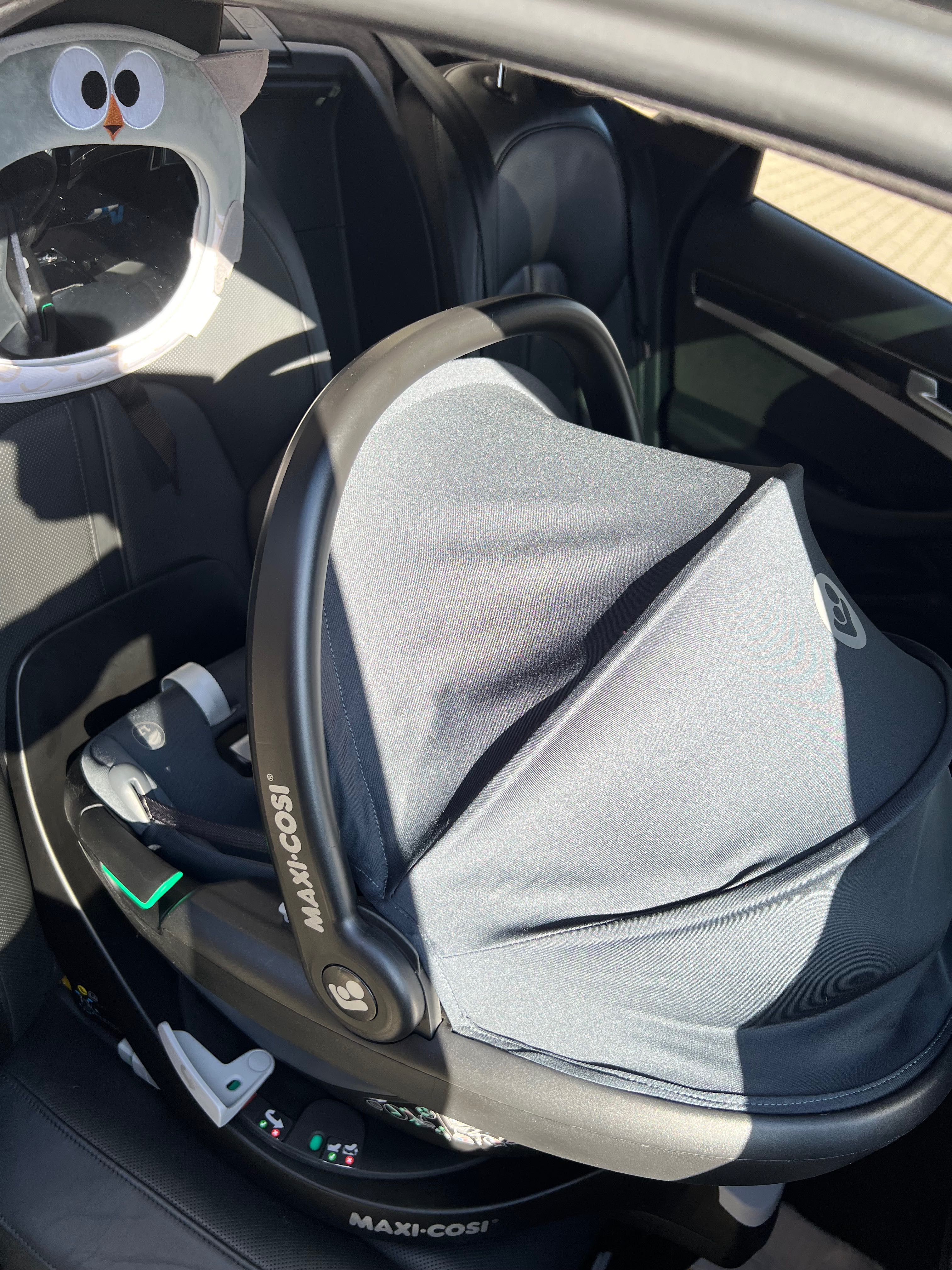 Maxi Cosi Coral 360 Essential Graphite