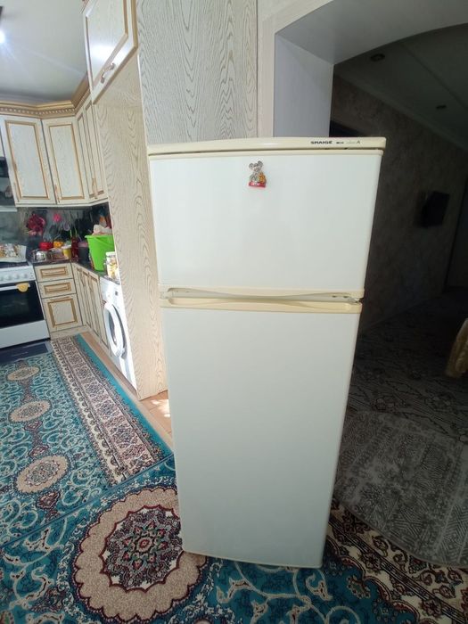 Срочно продаётся Холодильник Отличное состояние
