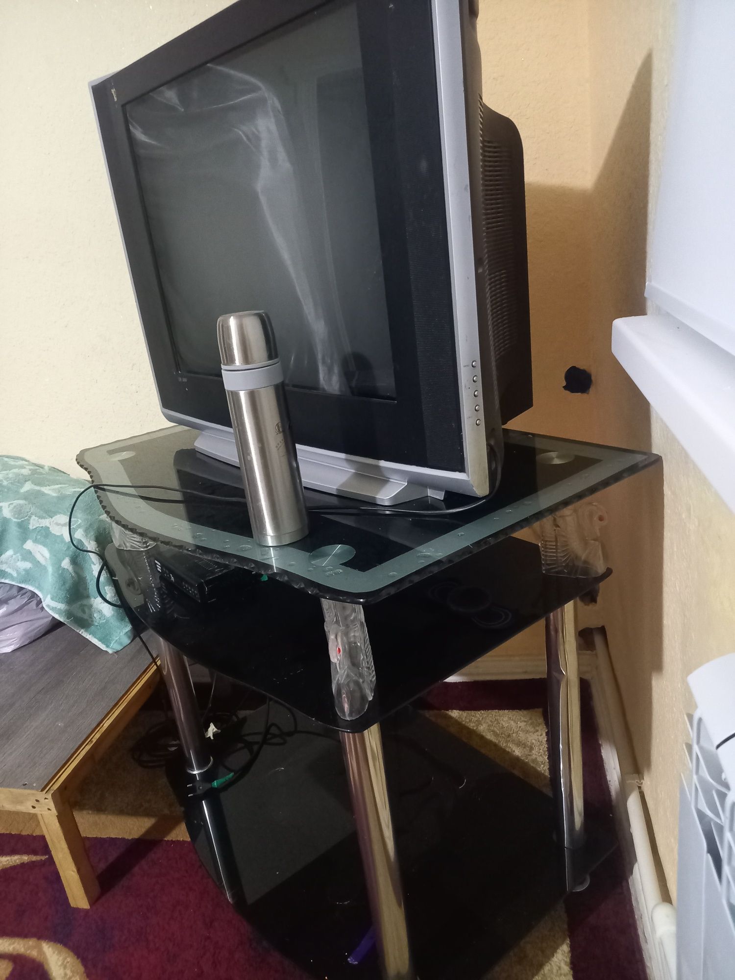 Телевизор самсунг диагональ 69 +патставка +тюнер жагдаиы жакс сатылады