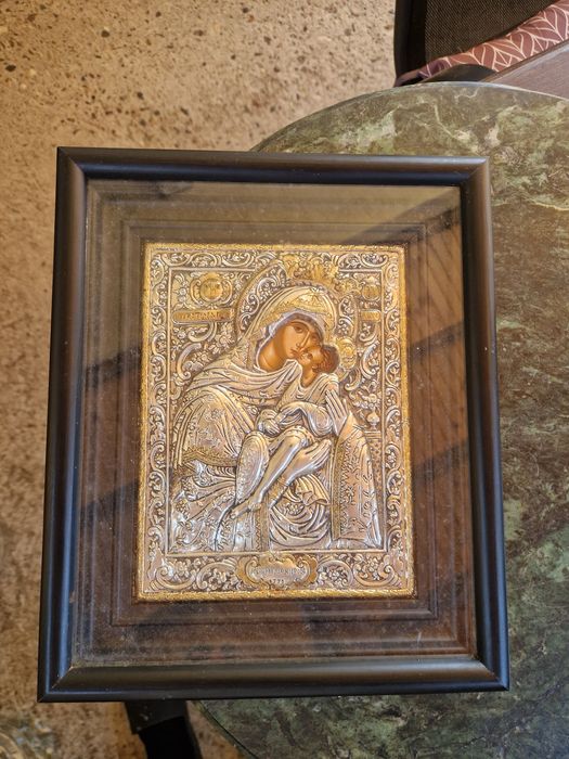 Прекрасна антикварна сребърна икона със сертификат и маркировка