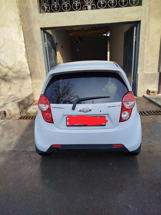 Spark 2010 yili 3 poz