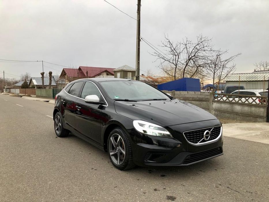 Volvo V40 D3 R design
