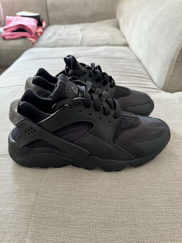 Nike Huarache XE черни