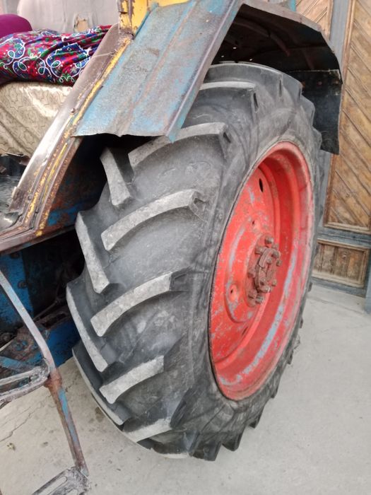 Traktor юиз  alo darajada