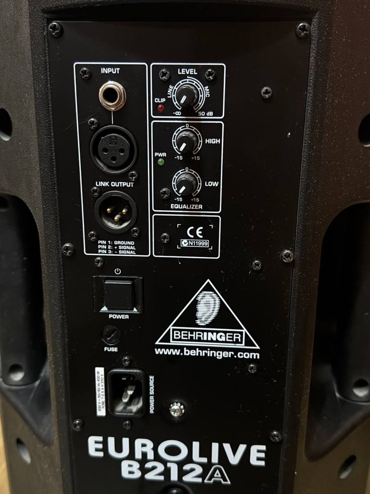 Колонка «Behringer»