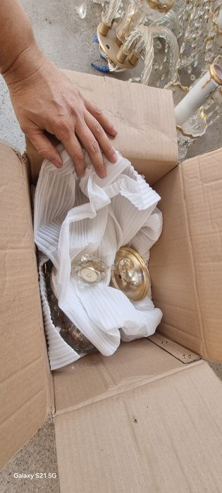 Люстра сотилади б/у