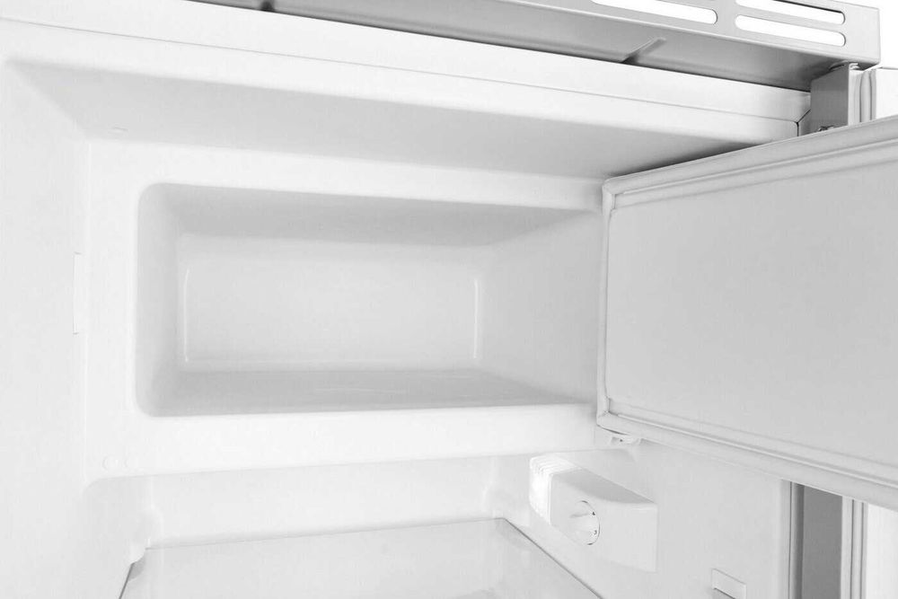 Хладилник за под плот RESPEKTA UKS110-11