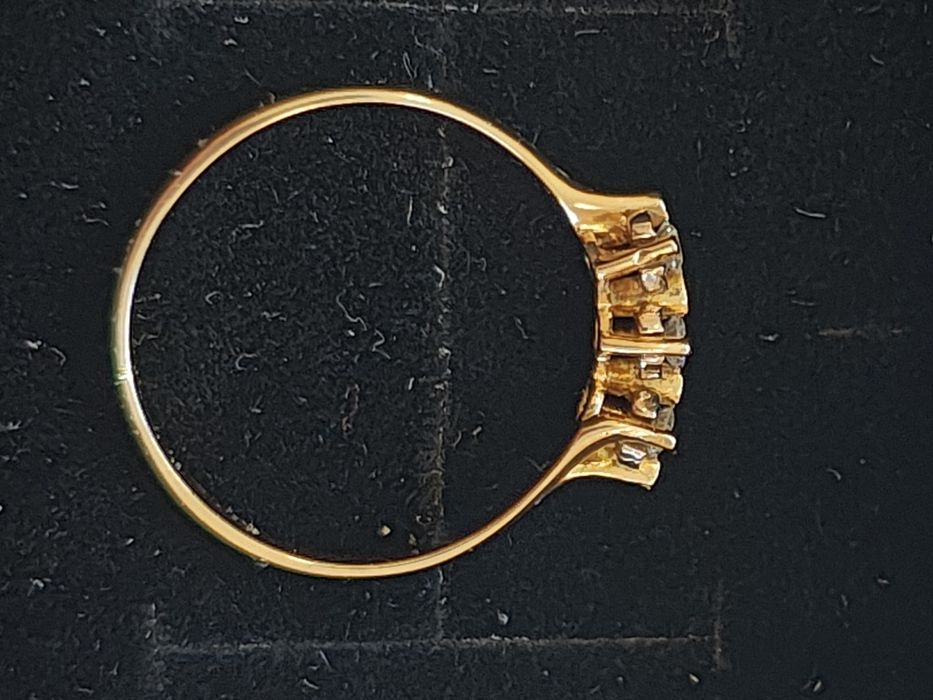 Inel Trilogy,din aur 18k cu diamante de 0,12ct