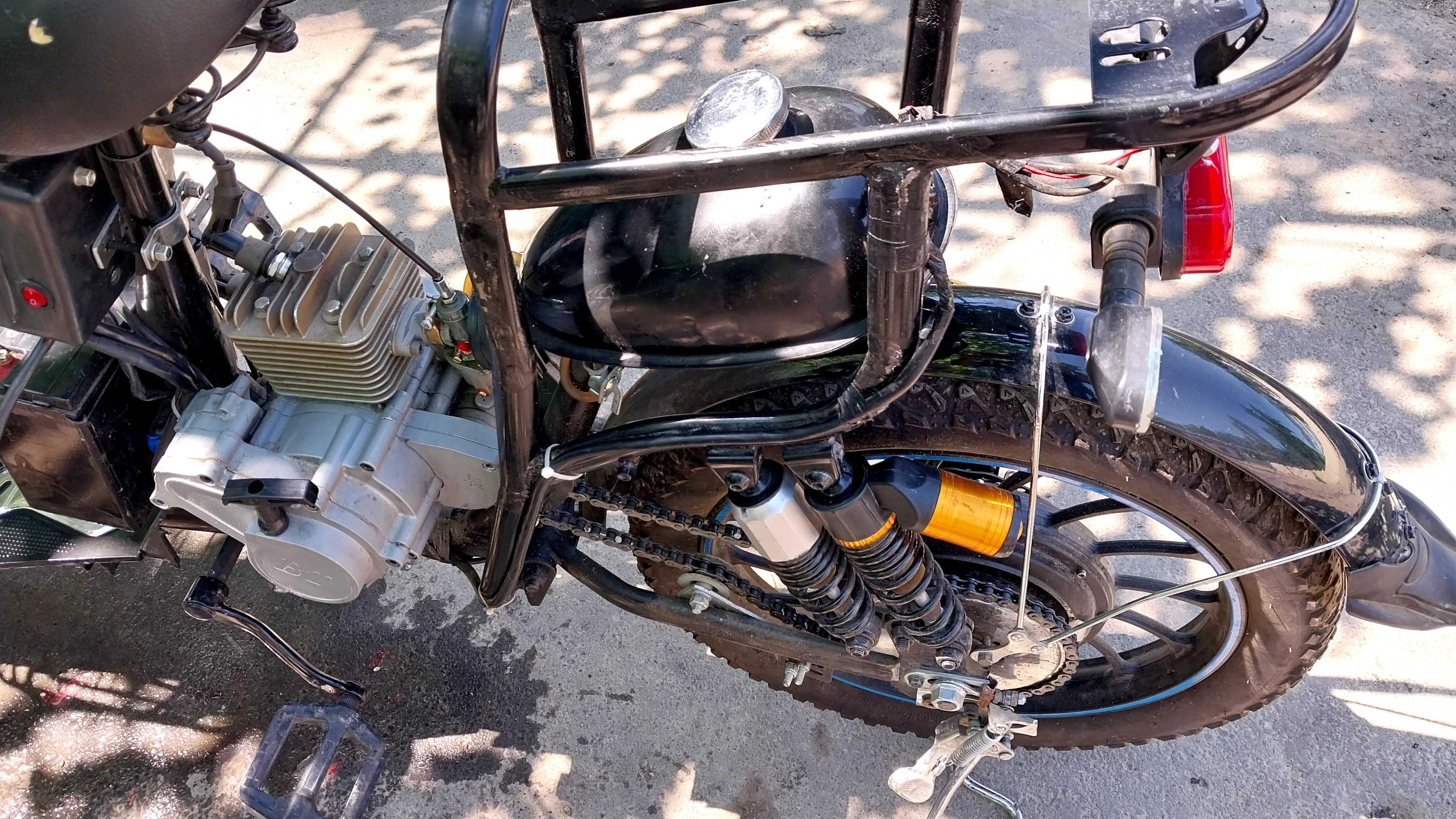 Velo motor sotiladi