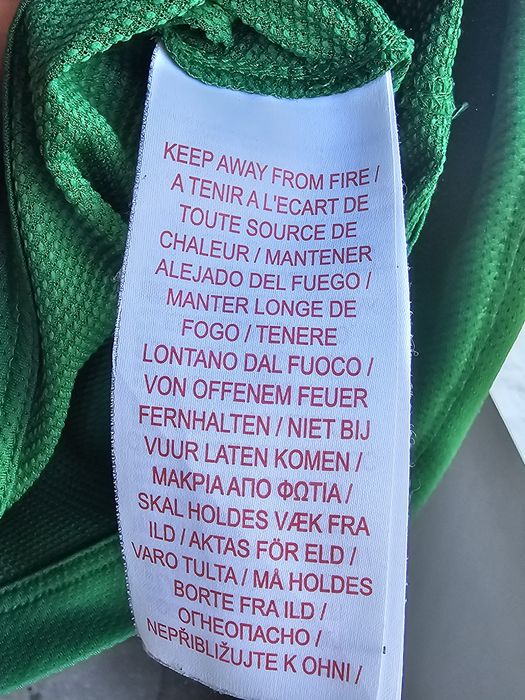 Зелена спортна блуза Nike – оригинал, отлично състояние