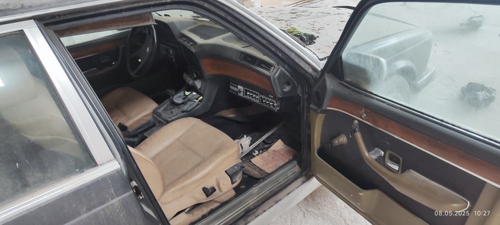 БМВ е23 под проект или на запчасти