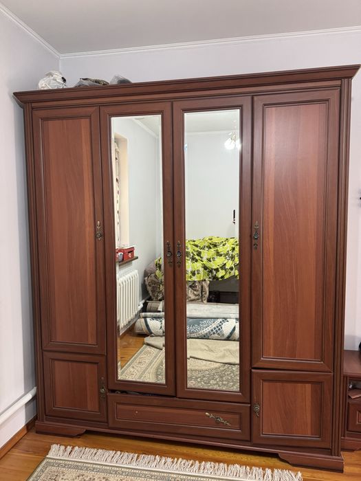 Продается шифоньер