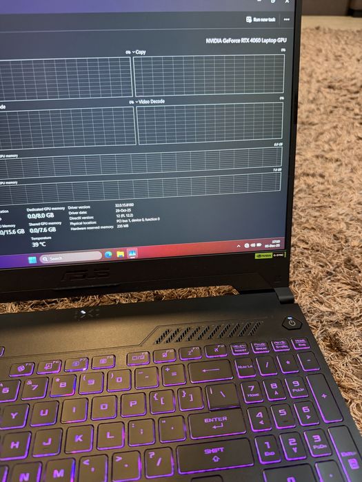 Laptop Gaming ASUS TUF AMD Ryzen™ 7 si NVIDIA® GeForce RTX™ 4060