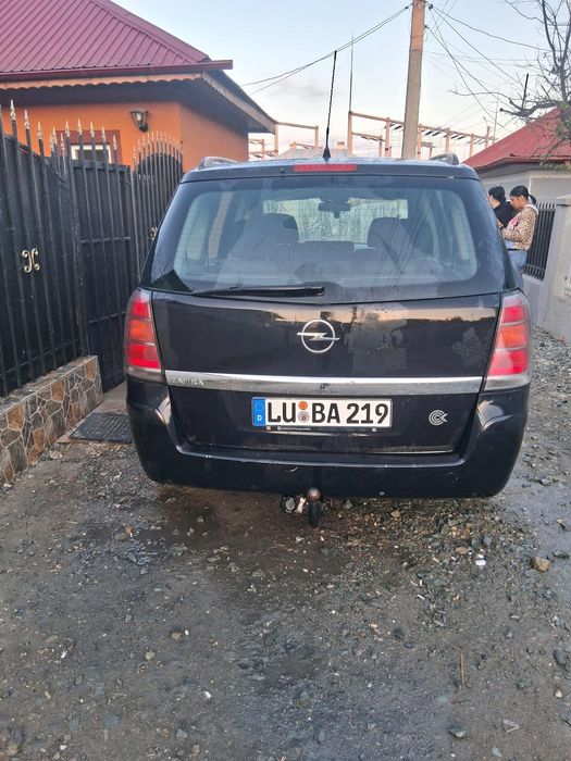Opel zafira 1,8 benzina