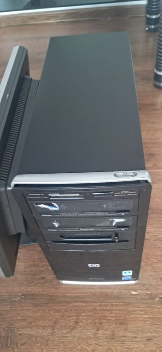 Vând pc complet , stare buna