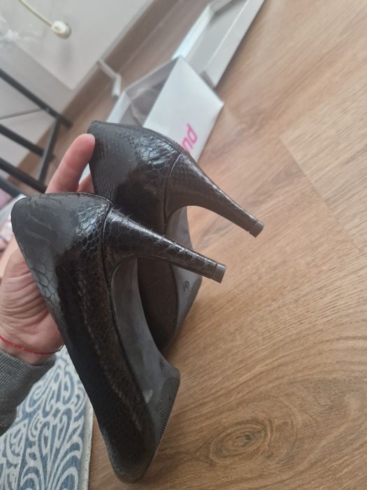 Официални обувки 37