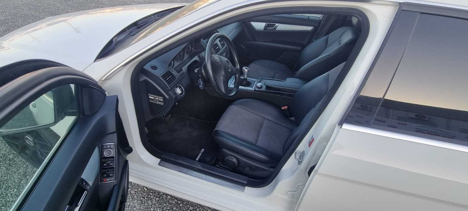 Mercedes-Benz C200 2.0 CDI 2010 Rate sau Cash