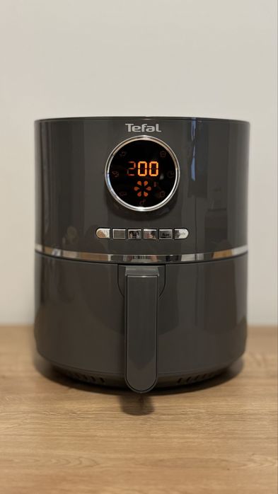 Friteuza cu aer cald TEFAL Easy Fry Ultra, neagra