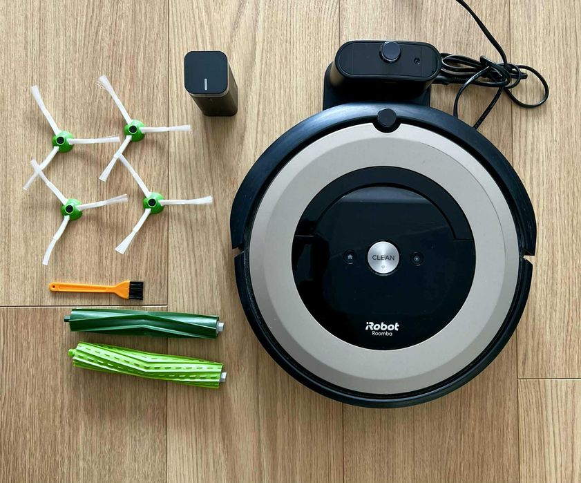 iRobot Roomba E6