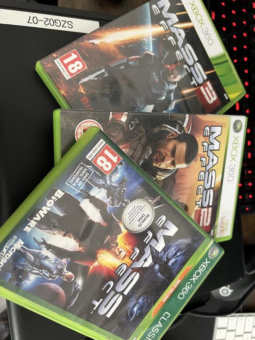 Seria Mass Effect xbox 360(jocuri xbox 360) lot