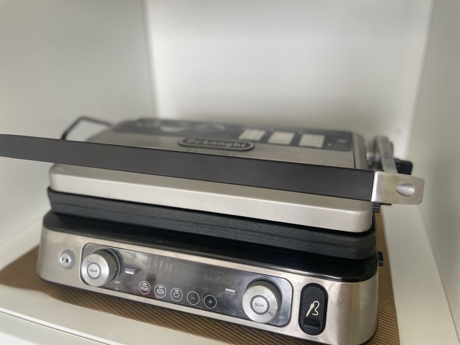 Грильница DeLonghi MultiGrill 1100