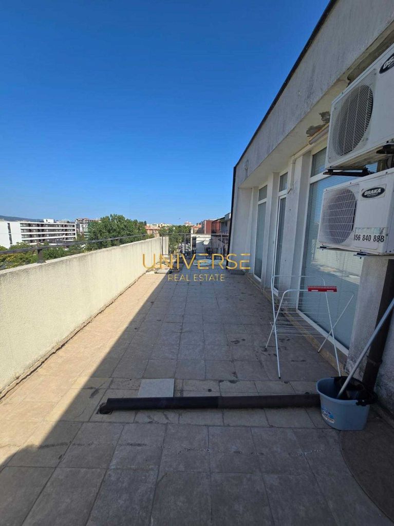 Продава се Двустаен апартамент в к.к. Слънчев бряг - 67 кв.м за 986 €/кв.м - Снимка #11