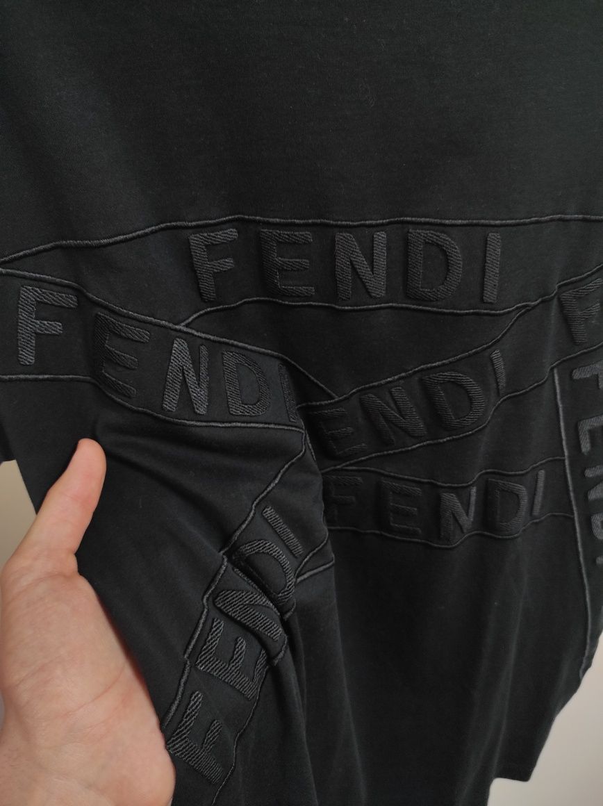 Оригинална мъжка тениска Fendi (L-XL)