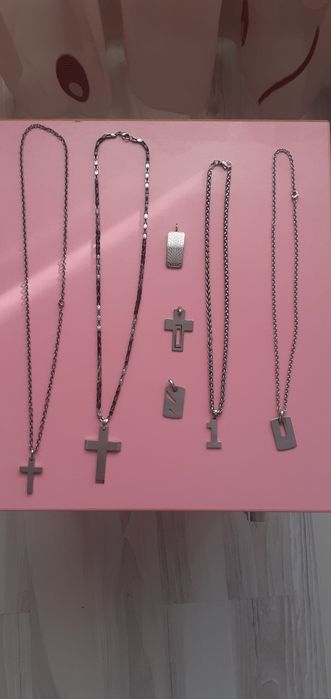 Lănțișoare de vânzare