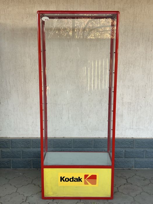 Ветрина стеклянный с алюминиевым профилем DIA