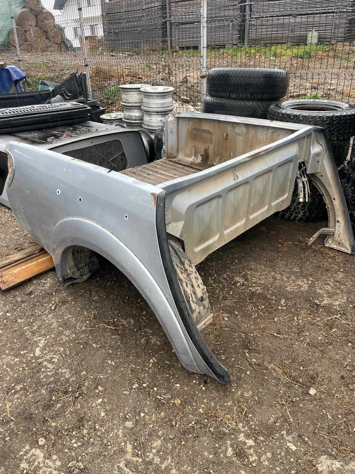 Dezmembrez Mitsubishi L200 2.5 diesel 2006-2009