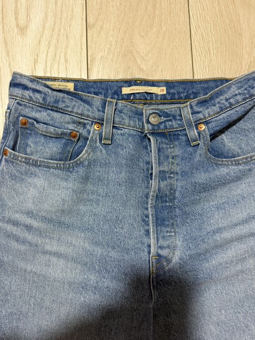 Levi's ribcage straight w28l32