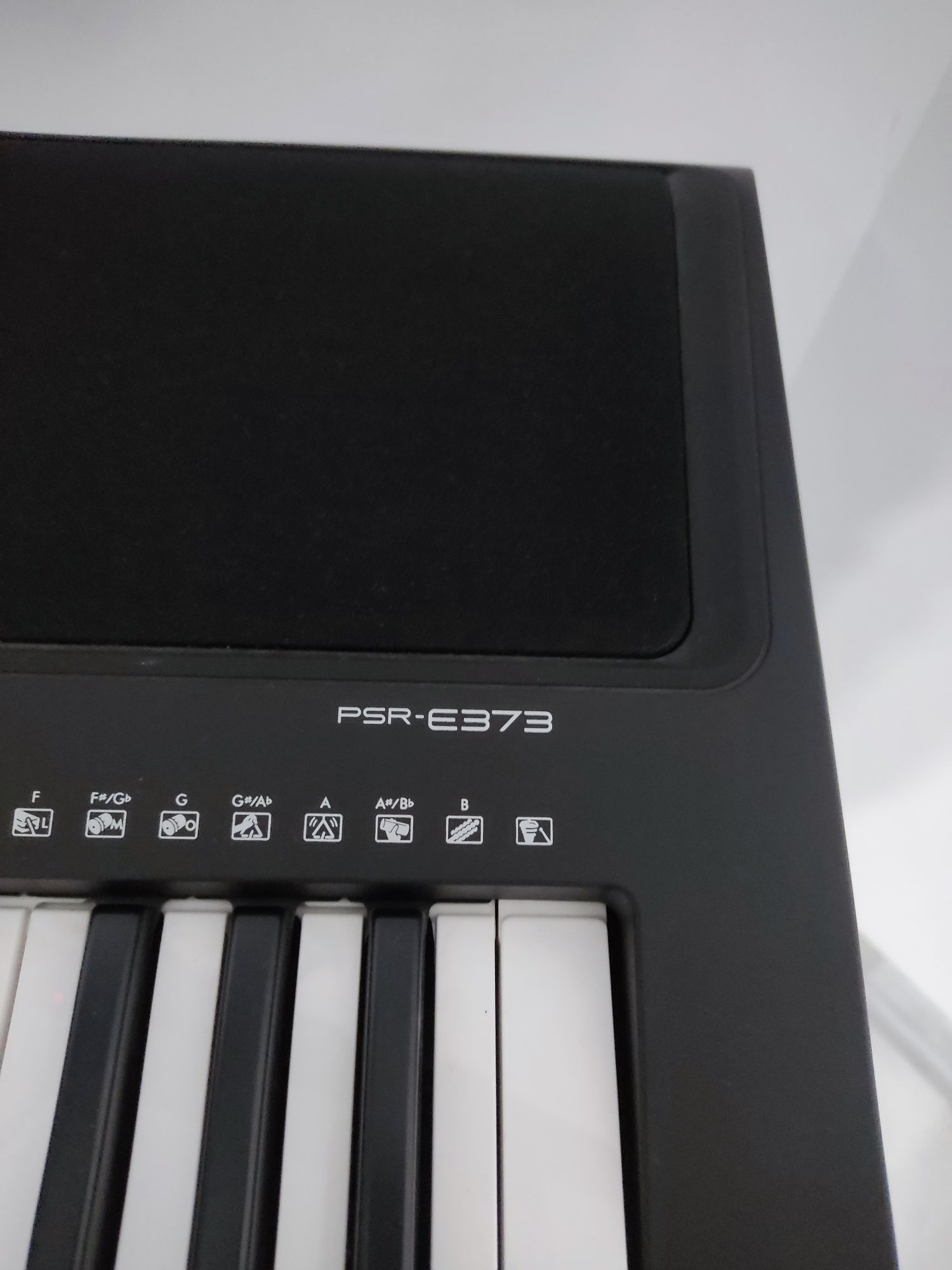 Orga Yamaha PSR E373