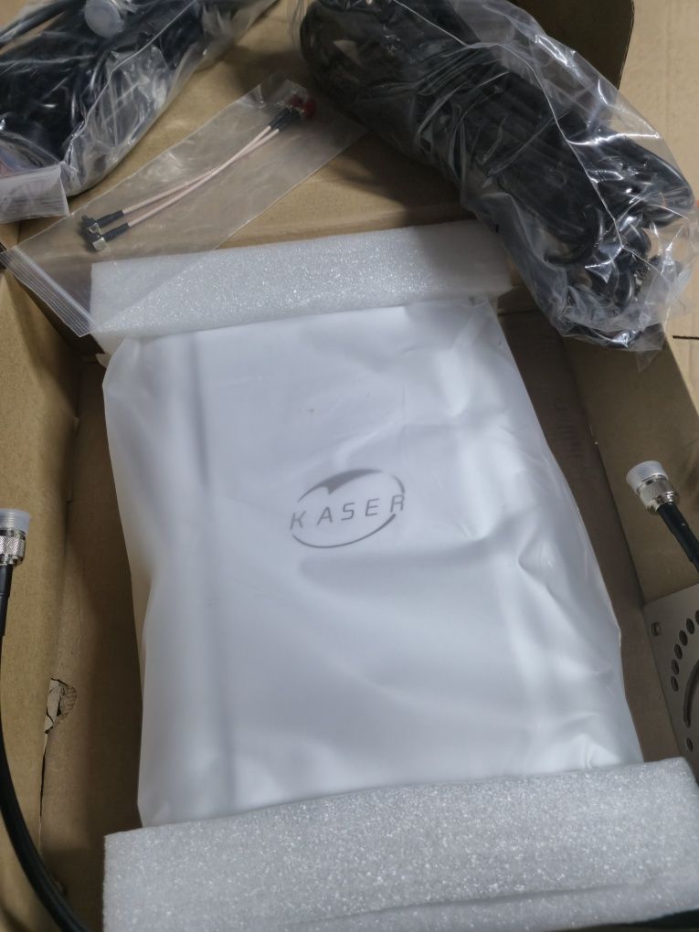 Антена Усилвател за GSM сигнал, трибандов, 900/1800/2100MHz, GSM, ,