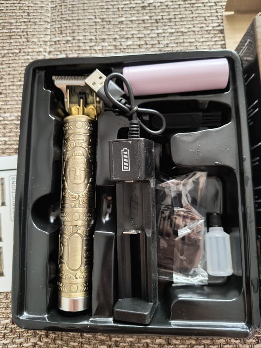 Mașină de tuns/ Aparat de ras/Shaver