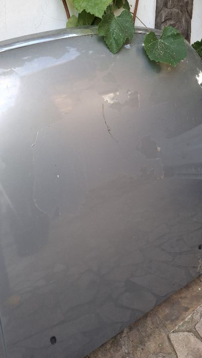 Продавам преден капак на Ford mondeo сив металик