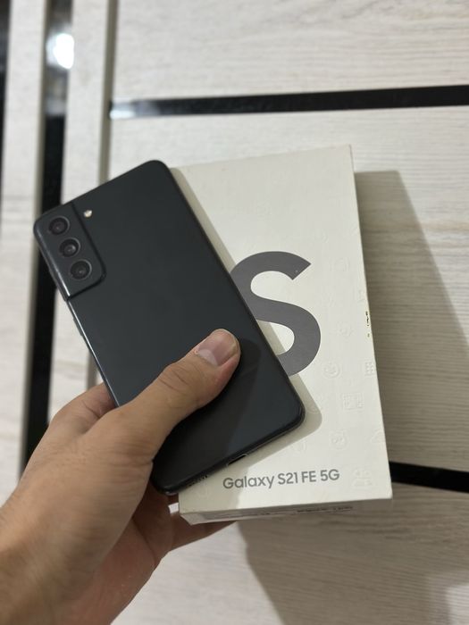 Samsung Gaalxy S21 FE