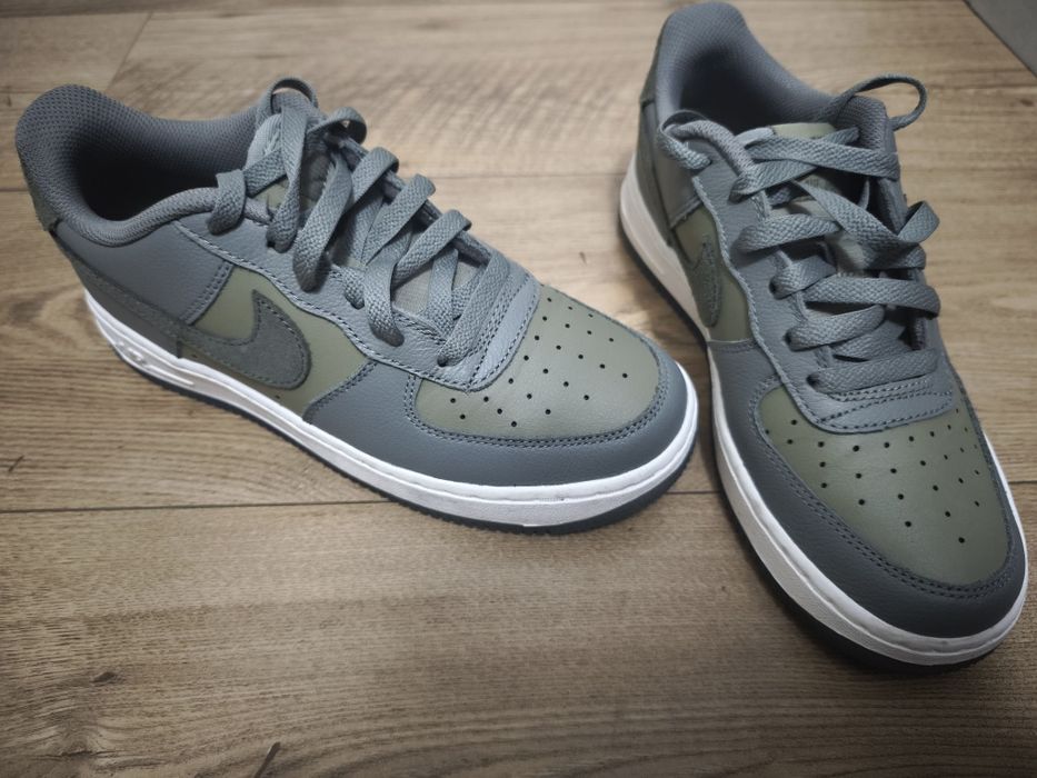 ММаратонки Nike 37.5 естествена кожа