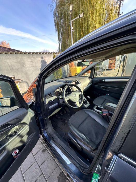 Opel zafira B 1.9 CDTI piese