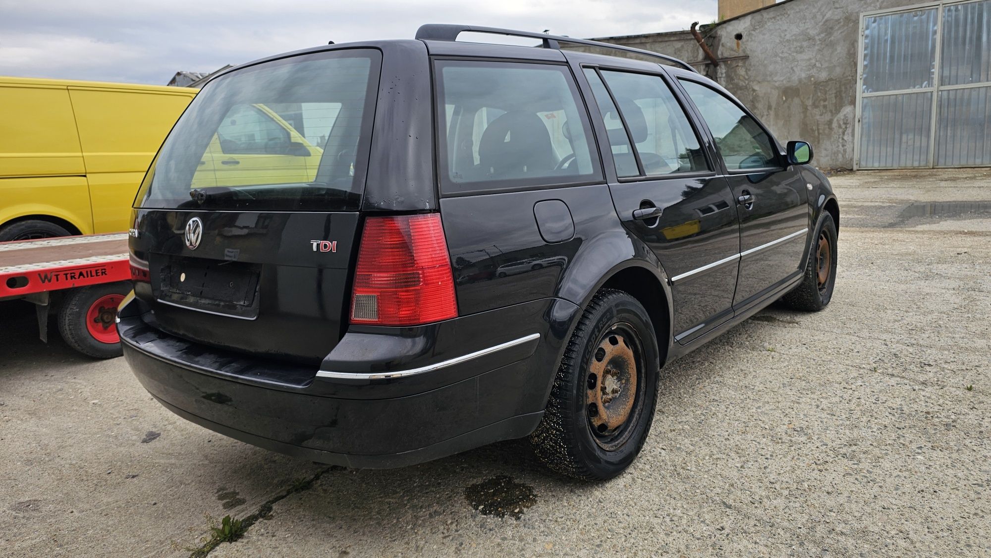 Dezmembrez Volkswagen Bora 2002 1.9TDI AXR

Climatronic 
Ceasuri bord
