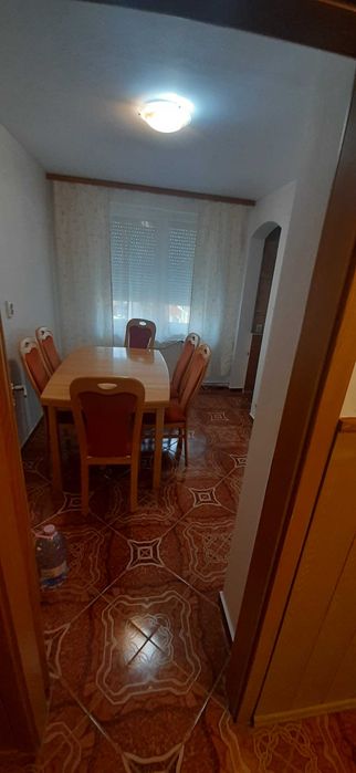 Inchiriez apartament Sebes