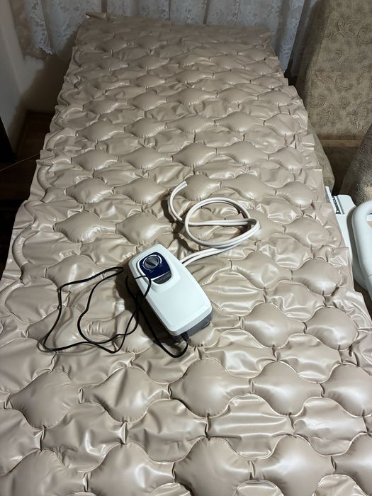 Болнично легло + матрак