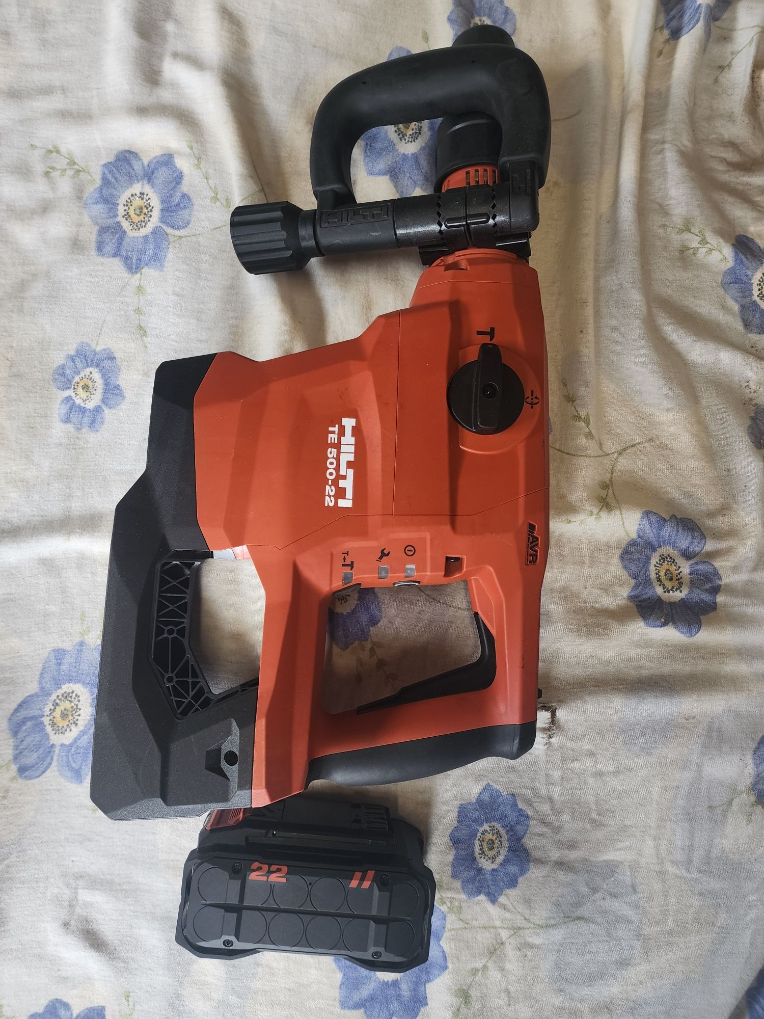 Demolatoare hilti noi